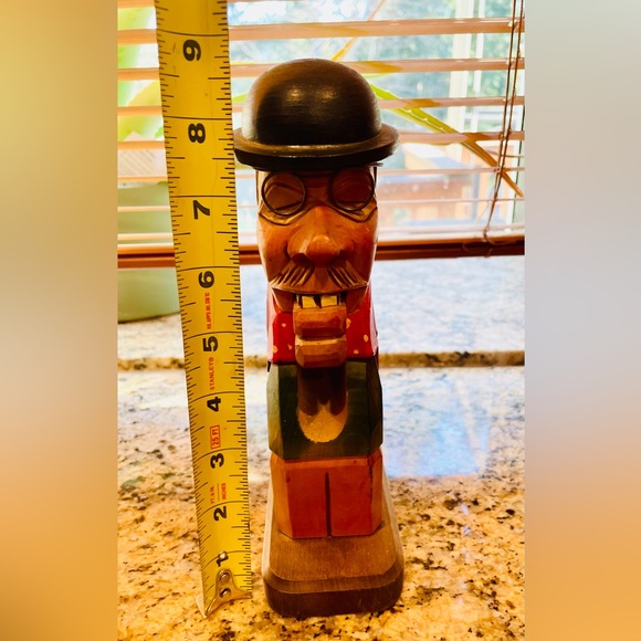 Vintage - Wooden Hand Carved Nutcracker Hobo - Picture 6 of 9